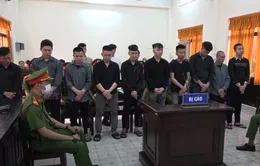 Kiên Giang: Ẩu đả vì "nhìn đểu", 13 thanh niên lãnh án tù