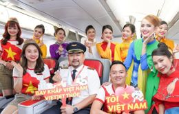 Rộn ràng hình ảnh cờ đỏ sao vàng trên những chuyến bay Vietjet dịp 2/9