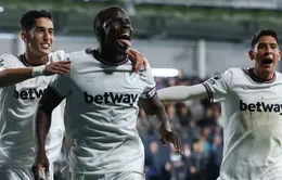 Thắng tân binh, West Ham vượt Man City giành ngôi đầu giải Ngoại hạng Anh