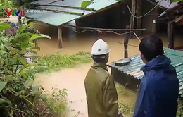 Thanh Hóa: Di dời dân tại khu vực ngập lụt đến nơi an toàn