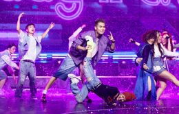 Hồng Nhung chủ động hướng dẫn vũ đạo cho BigDaddy