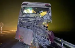 Lại xảy ra tai nạn ở cao tốc Cam Lộ - La Sơn làm 2 người chết, 4 người bị thương