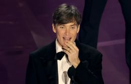 Cillian Murphy choáng ngợp khi giành tượng vàng Oscar