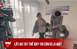 NSND Mỹ Uyên lấy đà tát Quang Sự "nổ đom đóm" mắt