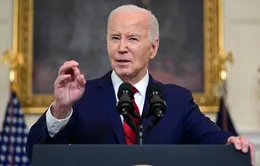 Tổng thống Joe Biden ký ban hành luật viện trợ gần 61 tỷ USD cho Ukraine