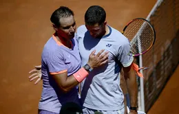 Rafael Nadal dừng bước ở vòng 2 Italia mở rộng