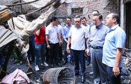 Phó Thủ tướng Trần Hồng Hà trực tiếp chỉ đạo khắc phục hậu quả vụ cháy nhà trọ ở Trung Kính
