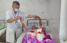 Thường xuyên đau đầu, vào viện phát hiện khối u não lớn