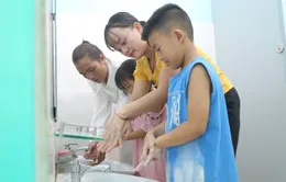 Làm gì khi dịch tay chân miệng bùng phát trong trường học?