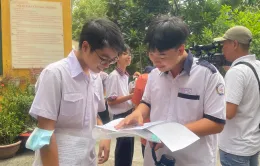 Giáo viên nhận xét đề thi Toán vào lớp 10 tại TP Hồ Chí Minh dài, khó hơn năm ngoái