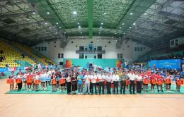 Khai mạc giải Vô địch cầu lông trẻ Quốc Gia 2024 tranh cúp Donex