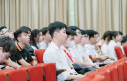 Đại học đầu tiên của Việt Nam mở chương trình đào tạo về AI tạo sinh