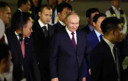 Tổng thống Nga Vladimir Putin đến Hà Nội, bắt đầu thăm cấp Nhà nước tới Việt Nam