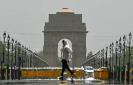Ấn Độ hứng chịu hai thái cực thời tiết cực đoan