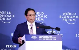 Thủ tướng Phạm Minh Chính đối thoại với Chủ tịch WEF và các doanh nghiệp