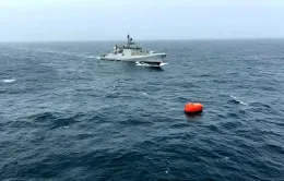 Giải cứu 9 thuyền viên vụ lật tàu chở dầu ngoài khơi Oman