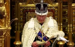 Vua Charles III công bố kế hoạch đổi mới quốc gia của tân Thủ tướng Anh