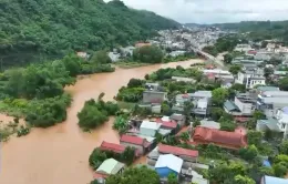 Sơn La: Hàng trăm căn nhà bị thiệt hại, sạt lở ở nhiều tuyến quốc lộ, tỉnh lộ