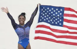 Simone Biles lập kỷ lục với danh hiệu Olympic toàn năng thứ hai