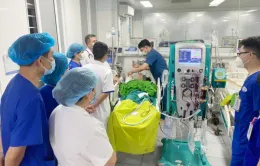 Xuống kiểm tra bể chứa ngâm thực phẩm, 2 người ngộ độc khí nguy kịch