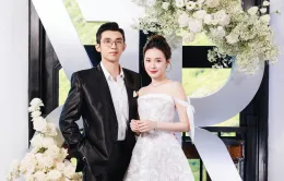 Vợ chồng Midu cùng dàn sao đi xem show Chung Thanh Phong