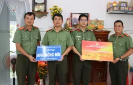 Công an tỉnh Trà Vinh bàn giao nhà đồng đội tặng cán bộ, chiến sĩ