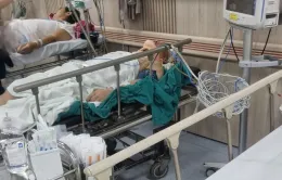 Nam phóng viên trẻ bất ngờ gặp tai nạn nghiêm trọng