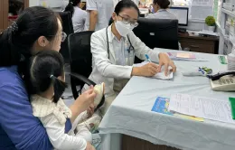 TP Hồ Chí Minh: Hơn 30% trẻ từ 1 tuổi đến 5 tuổi chưa tiêm đủ mũi được tiêm vaccine sởi