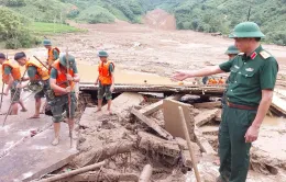 Vụ sạt lở ở thôn Làng Nủ: Phát hiện xuất hiện thêm một vết nứt trên sườn núi