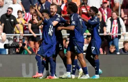 Manchester United giành 3 điểm thuyết phục trước Southampton