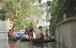 Hà Nội: Nhiều nhà dân tại huyện Mỹ Đức vẫn chìm trong biển nước