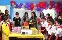 Phu nhân Tổng Bí thư, Chủ tịch nước thăm Trường Tiểu học Võ Thị Thắng