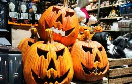 Các nhà bán lẻ tại Mỹ điêu đứng vì nhu cầu mua sắm dịp Halloween giảm