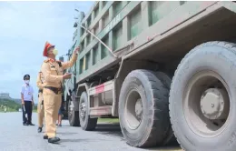 Chia sẻ cơ sở dữ liệu đăng kiểm phương tiện để tăng cường kiểm soát, xử lý vi phạm