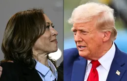 Ông Trump, bà Harris nỗ lực "giành giật" cử tri trước giờ chót
