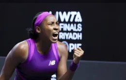 Đánh bại Aryna Sabalenka, Coco Gauff vào chung kết WTA Finals