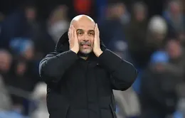 Man City thắng lớn nhưng Pep Guardiola “đứng ngồi không yên” vì hung tin kép