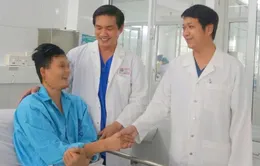 Phẫu thuật loại bỏ khối u mỡ "khổng lồ" cho bệnh nhân 58 tuổi
