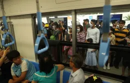 Metro số 1 TP Hồ Chí Minh đón gần 400.000 khách sau 4 ngày đi vào vận hành