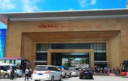 Cửa khẩu quốc tế Móng Cái hoạt động bình thường trong ngày Tết Dương lịch