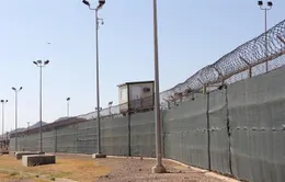 Mỹ bắt đầu chuyển người nhập cư tới căn cứ Guantanamo
