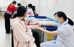 Đồng Nai: Người dân đi tiêm vaccine cúm tăng đột biến