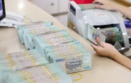 Mặt bằng lãi suất trên thị trường lùi về mức thấp kỷ lục