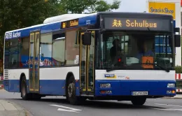 Mỹ thử nghiệm khoang bảo vệ tài xế xe bus
