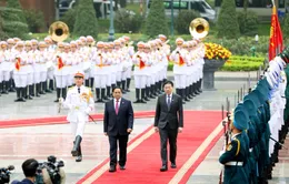 Thủ tướng Phạm Minh Chính chủ trì Lễ đón Thủ tướng Singapore và Phu nhân thăm chính thức Việt Nam