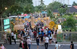 Đi chợ nổi miền Tây ở ga Metro
