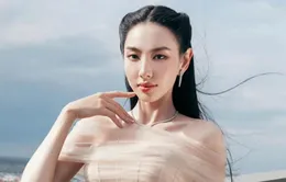 Hoa hậu Thuỳ Tiên bị tạm hoãn xuất cảnh