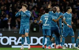 Thắng đậm Empoli, Napoli bám đuổi Inter Milan trong cuộc đua vô địch Serie A