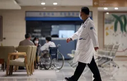 Hàn Quốc sửa đổi hạn ngạch trường y để giải quyết bế tắc suốt 14 tháng