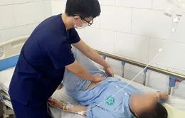 Suy thận cấp vì sắc nước uống từ cây dại ngoài vườn